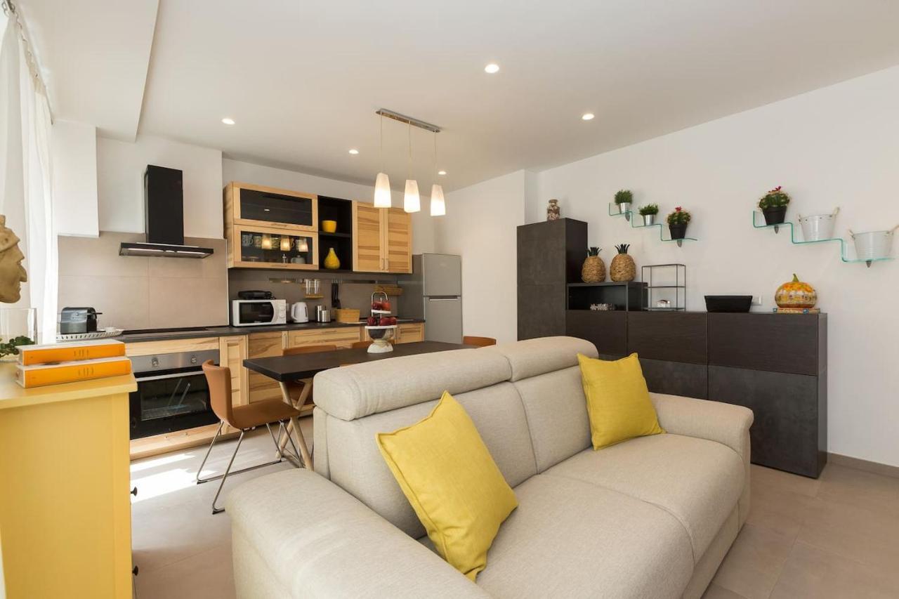 Lovely New Apartament, Viale Trastevere Rome Luaran gambar