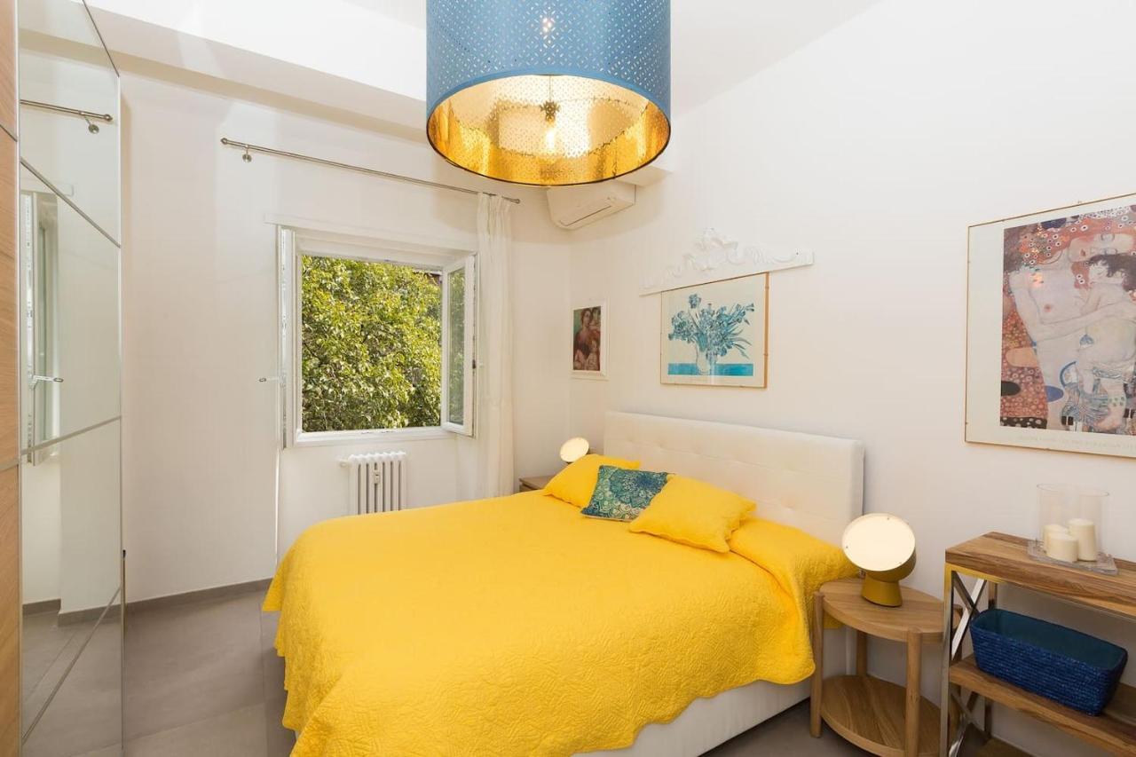 Lovely New Apartament, Viale Trastevere Rome Luaran gambar