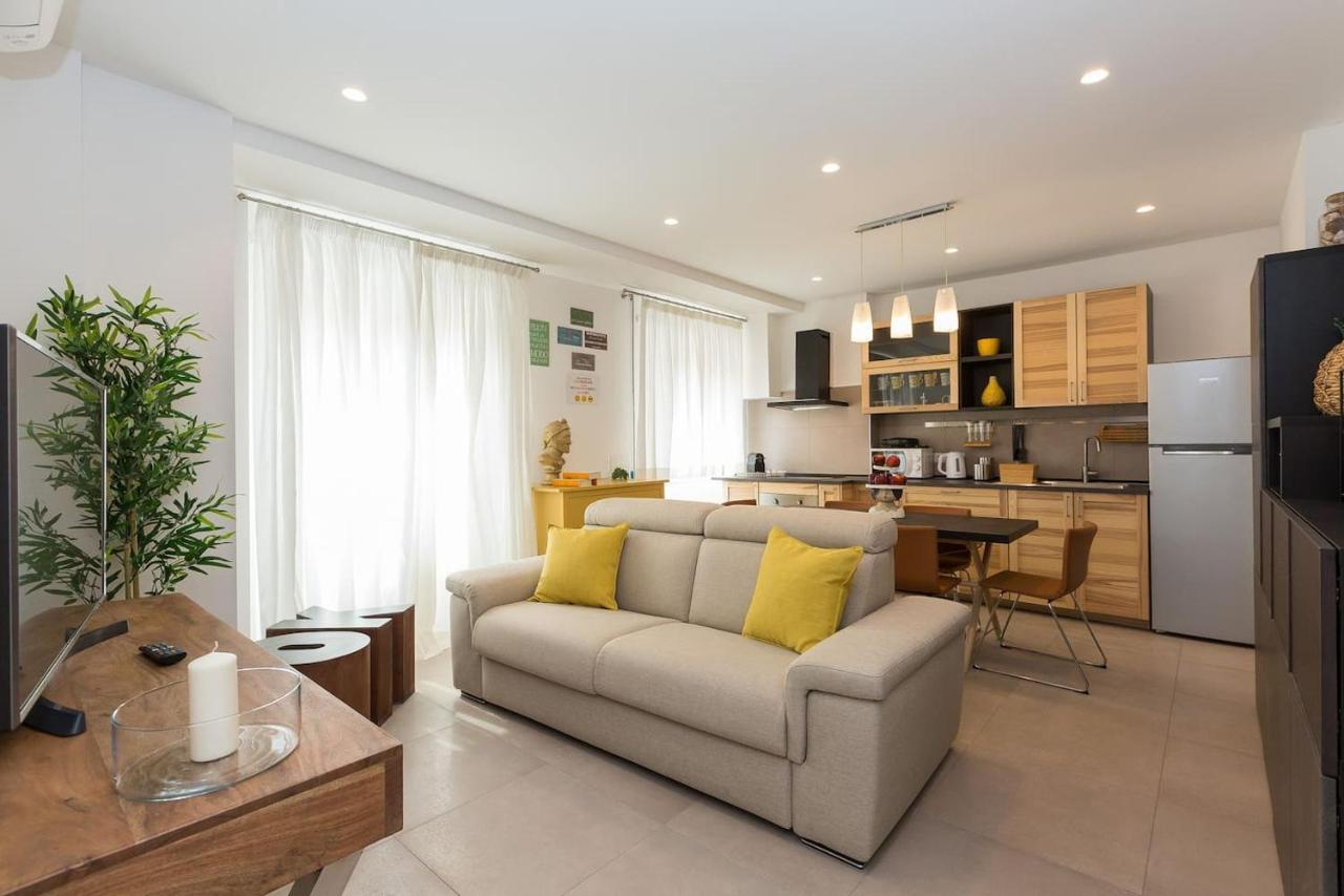 Lovely New Apartament, Viale Trastevere Rome Luaran gambar
